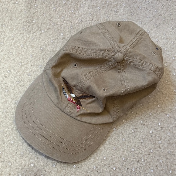 3 Caps - Picture 6 of 7